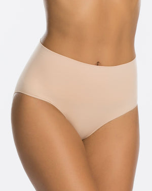 Spanx - Everyday Shaping Brief